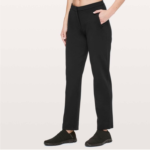 Lululemon On The Move Pant Ponte *28"
Black size 6 - Picture 1 of 5